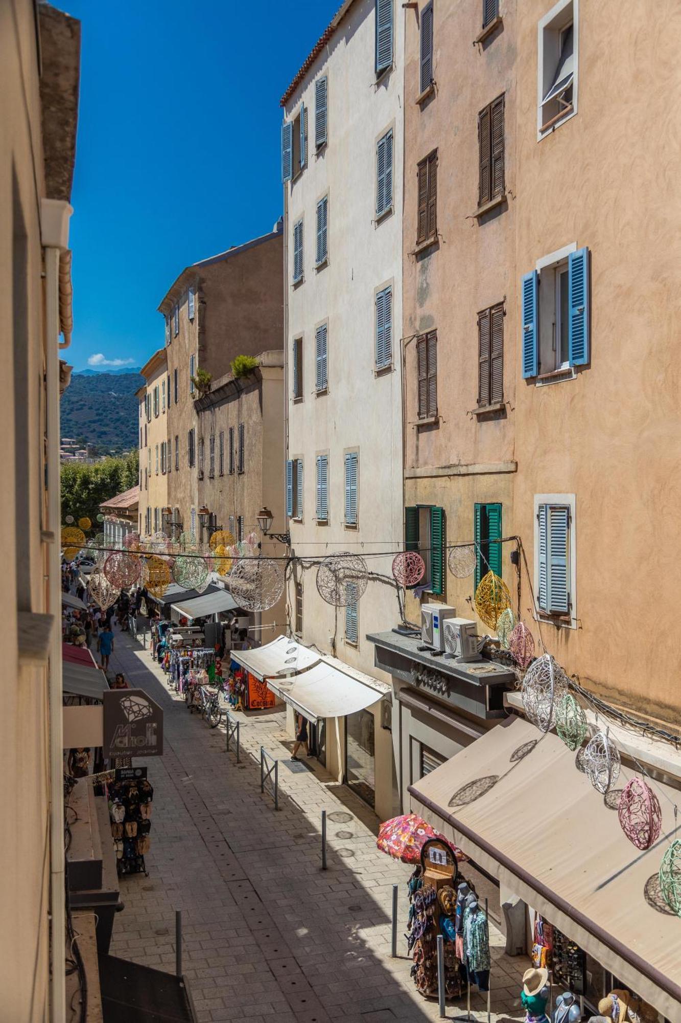 Hotel L'Escale Côté Sud LʼÎle-Rousse Exterior foto