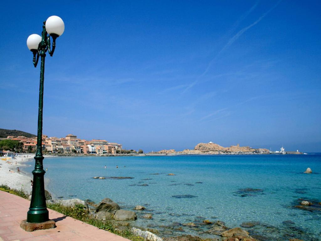 Hotel L'Escale Côté Sud LʼÎle-Rousse Exterior foto